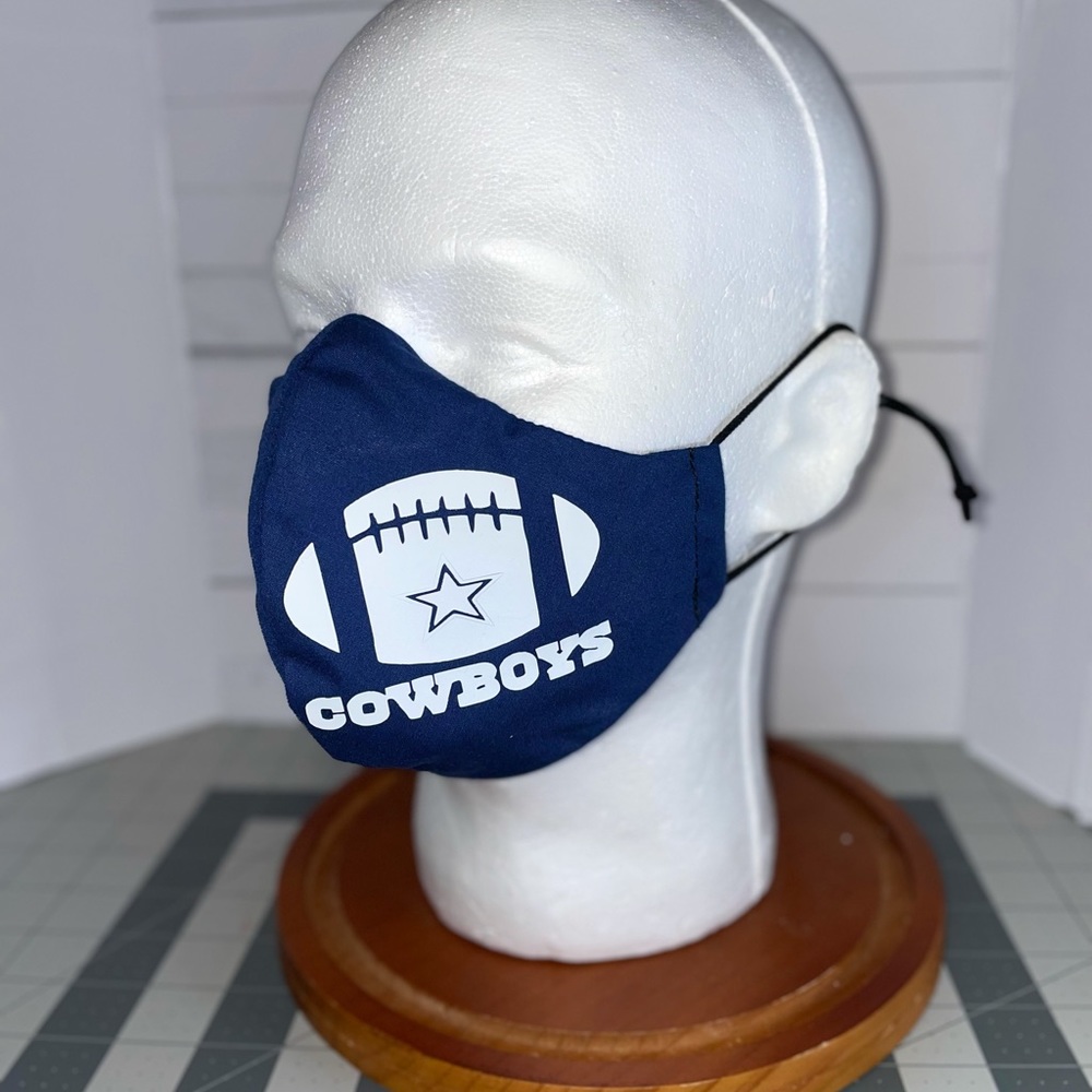 Dallas Cowboys face mask
